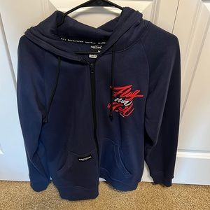 Flag not fail zip up